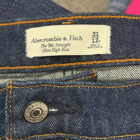 Abercrombie and Fitch the 90” straight ultra high Rise size 31/12R - Picture 7 of 12